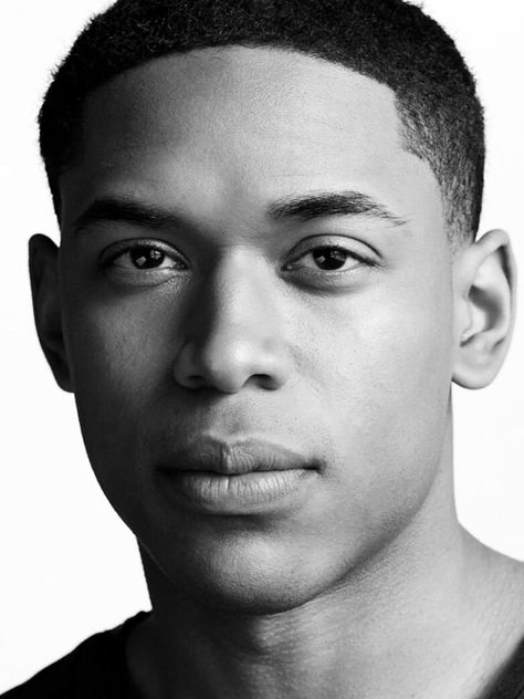 Kevin Harrison Jr, Kelvin Harrison Jr, Hogwarts Founders, Black Actors, Historical Moments, White Images, Fiction Writer, Marauders Era, Tv Actors