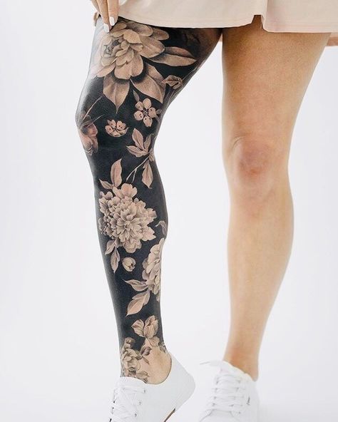 Flower Leg Tattoos, Black Sleeve Tattoo, Solid Black Tattoo, Full Leg Tattoos, Blackout Tattoo, Full Body Tattoo, Leg Tattoos Women, Leg Sleeve Tattoo, Full Sleeve Tattoos