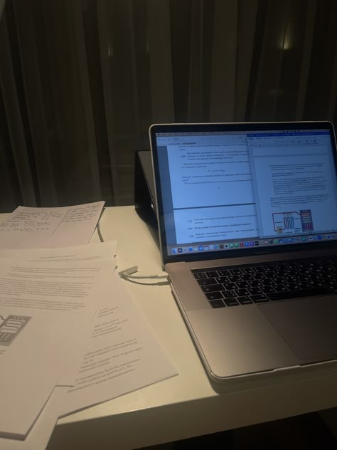 Aesthetic Lawyer, Computer Wallpaper Aesthetic, Late Night Study, Law School Inspiration, Night Study, Inspirational Life Photos, Bestest Friend Quotes, Academic Validation, Study Pictures