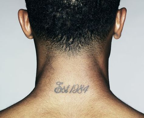 Young man with tattoo on neck, close-up, rear view Rear Neck Tattoo, Behind The Neck Tattoos, Neck Tattoo Ideas For Men, Back Of Neck Tattoo Men, Tattoo On Neck, Neck Tattoo Ideas, Best Neck Tattoos, Small Neck Tattoos, Denzel Curry