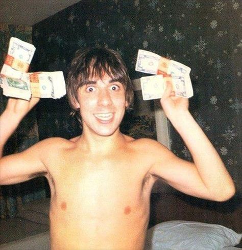 Keith Moon w/ bundles of ca$h Ronnie Lane, Steve Marriott, Charlie Parker, John Entwistle, Mick Ronson, Keith Moon, Classic Photo, Roger Daltrey, Pete Townshend