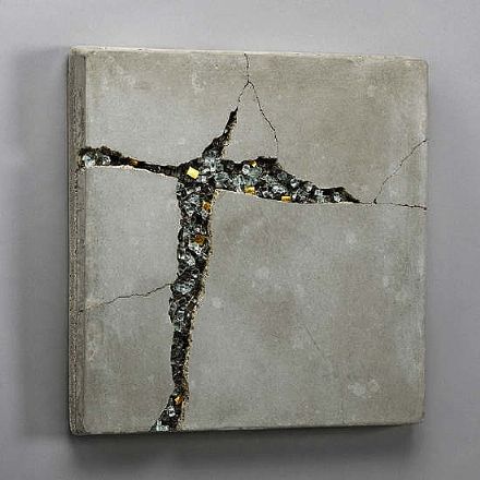 Cracked Concrete Art, Concrete Canvas Art, Concrete Art Ideas, Concrete Wall Decor, Kintsugi Art, Cement Art, Canvas For Beginners, Concrete Crafts, Cement Crafts