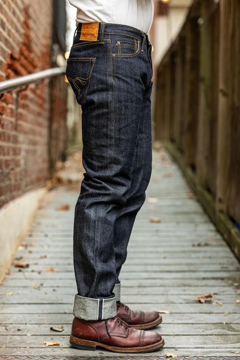 Mens Denim Inspiration, Selvedge Denim Men, Workwear Fashion Men, Denim Outfit Men, Jeans Outfit Men, Japanese Selvedge Denim, Denim Outfits, Denim Inspiration, Denim Pocket