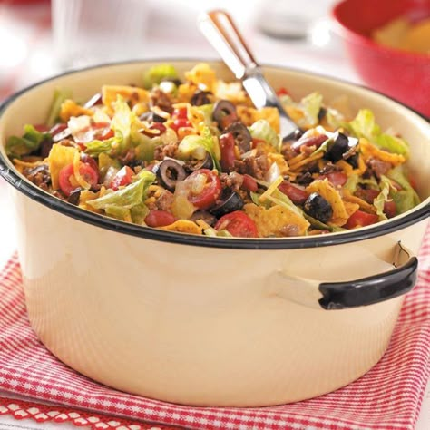 Pasta Salad Recipes For A Large Crowd, Taco Salad For A Crowd Potlucks, Taco Salad For A Large Crowd, Summer Salad Recipes For A Crowd, Taco Salad For A Crowd, Salad For A Crowd, Salad Taco, Recipe For A Crowd, Taco Salad Recipe