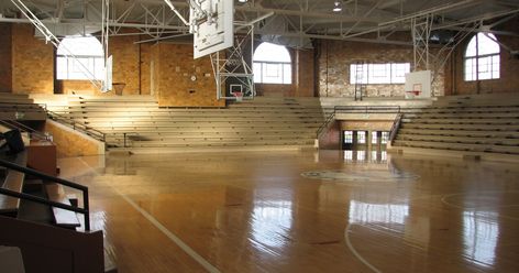 Exploring great Indiana high school gyms 80s High School, High School Gym, Basketball Awards, Indiana Basketball, Gym Basketball, School Hall, Union County, Basketball History, School Gym