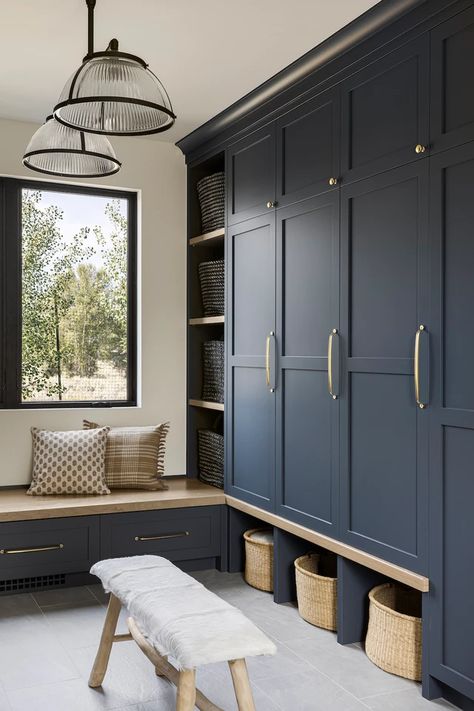 Angela Grace Design_Interior Design_San Francisco, CA | Portfolio (Title) Contemporary Mudroom, Modern Farmhouse Mudroom, Mudroom Remodel, Mudroom Storage, Mudroom Cabinets, Mudroom Makeover, Drying Room, Contemporary Barn, Mudroom Decor