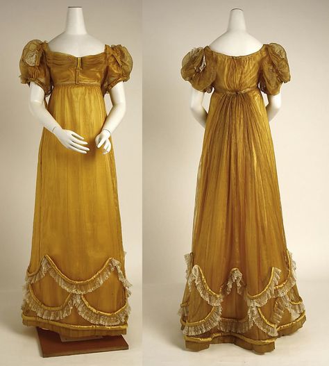 Evening dress (1818) Regency Gown, Regency Era Fashion, Silk Evening Dress, 1800s Fashion, Regency Dress, Regency Fashion, 19th Century Fashion, Old Dresses, Antique Dress