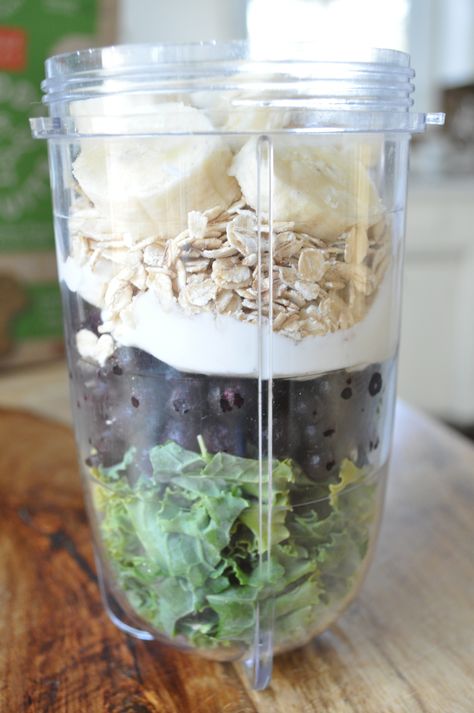 Blueberry Oatmeal Smoothie, Smoothie Kale, Oatmeal Smoothie, Blueberry Smoothie, Nutribullet Recipes, Blueberry Oatmeal, Blueberries Smoothie, Healthy Shakes, Think Food