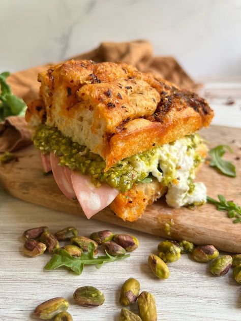 This Mortadella Sandwich with Pistachio Pesto is a tribute to one of All'antico Vinaio's most popular sandwiches—La Paradiso. It's incredible! Mortadella Pistachio Sandwich, All Antico Vinaio Recipe, Italian Mortadella Sandwich, Pistachio Recipes Savory, Pistachio Sandwich, Foccacia Sandwich, Mortadella Recipe, Popular Sandwiches, Pistachio Pesto Recipe