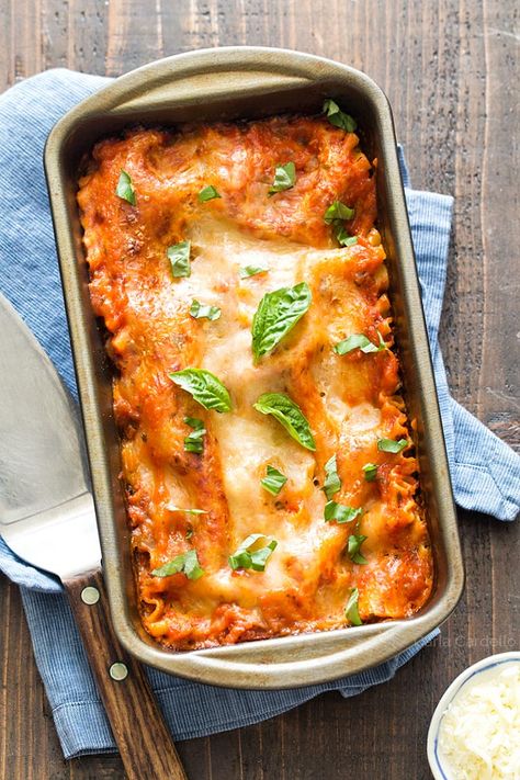 Single Lasagna Recipe, Single Serving Lasagna Recipe, Lasagna For 2 Recipe, Loaf Pan Lasagna Pioneer Woman, Essen, Thermomix, Lasagna Recipe For One, Lasagna For Two People, Half Lasagna Recipe