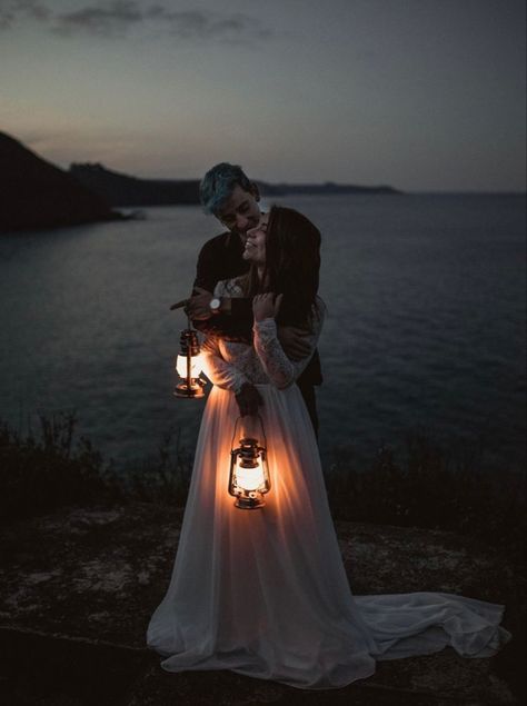 Lantern Wedding Photography, Night Time Elopement, Night Elopement Photography, Halloween Elopement Ideas, Night Wedding Photo Ideas, Lantern Engagement Photos, Lantern Couple Photoshoot, French Engagement Photos, Night Time Wedding Photos