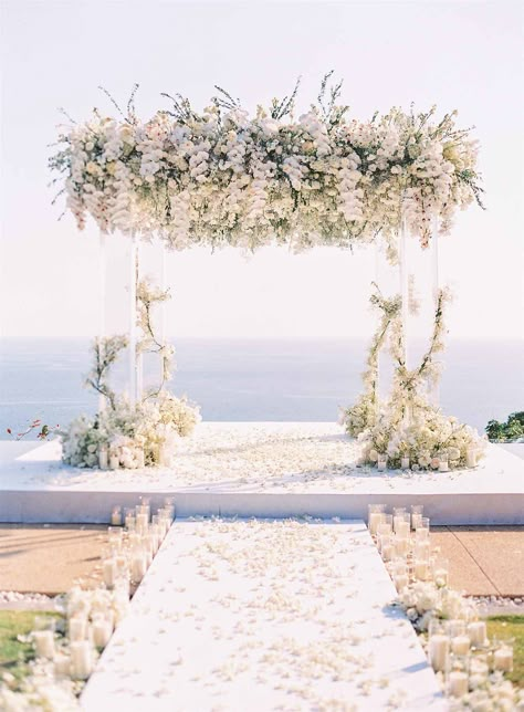 Beach Wedding Setup Outdoor Ceremony, Beach Mandap Decor, Beach Wedding Mandap, Beach Ceremony Decor, Beach Wedding Ceremony Decor, White Mandap, Mandap Wedding, Indian Beach Wedding, Beach Wedding Setup