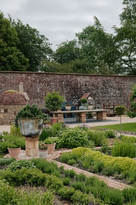 Brick Wall Gardens, Scottish Estate, Wall Gardens, Fire Pit Seating Area, Vegetable Bed, Wild Flower Meadow, Herbaceous Border, Stone Fountains, London Garden