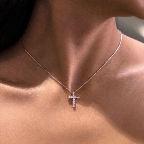 "Really great item, very pretty" - Liam C Cross Necklace With Diamond, Sterling Silver Cross Necklace For Women, 2000s Cross Necklace, Silver Necklaces Cross, Beautiful Cross Necklace, Cross Necklace Diamond, Necklace Cross Silver, Chain With Cross, Sliver Necklace