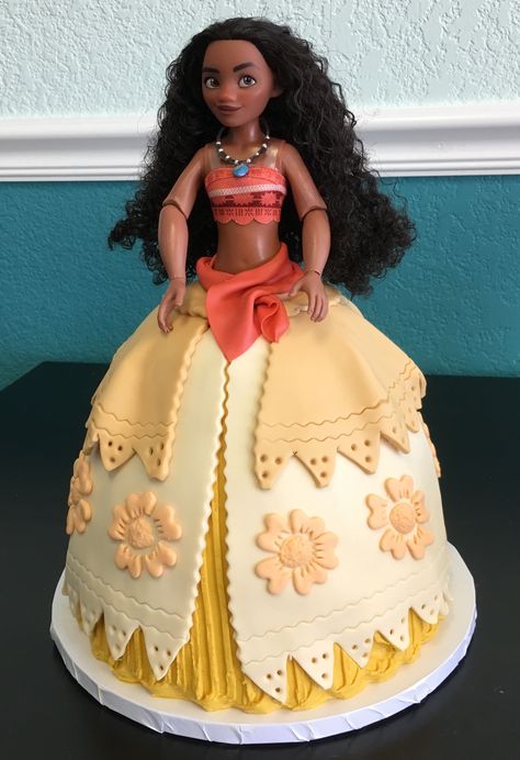 Moana Cake Disney Moana Birthday Party, Moana Doll, Moana Princess, Moana Birthday Cake, Moana Bebe, Prince Cake, Doll Birthday Cake, Moana Cake, Barbie Birthday Cake