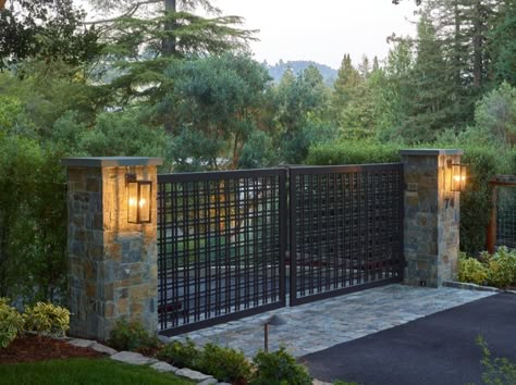 Driveway Fence Gate, Modern Gated Driveway Entrance, Modern Driveway Entrance, Front Driveway Gate, Stone Gate Entrance, Front Gates Entrance, Modern Driveway Gate, Driveway Fencing, Driveway Entrance Gate