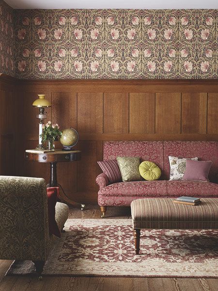 Morris And Company, Company Wallpaper, Kelmscott Manor, William Morris Wallpaper, Morris Wallpapers, Wallpaper Interior, Wallpaper Calculator, Pattern Repeat, Arts And Crafts Movement