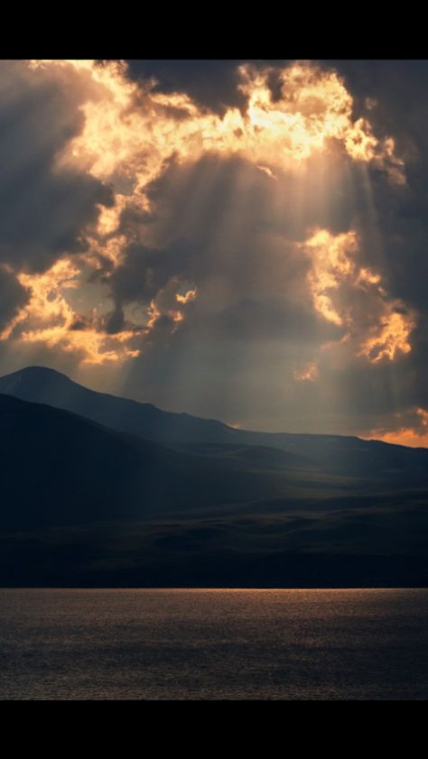 Crepuscular Rays Aesthetic, Cloud Core, Georgia Caucasus, Thunder Clouds, Crepuscular Rays, Compare Quotes, Nature Light, Atmospheric Phenomenon, Light Rays