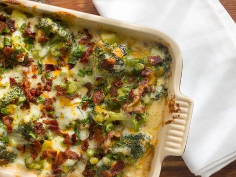 Cheddar Broccoli, Broccoli Bacon, Bacon Casserole, Broccoli Bake, Bruschetta Ingredients, Top Chicken Recipes, Baked Casserole, Cheese Casserole, Broccoli Casserole