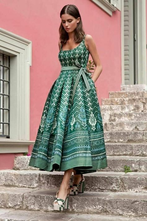 Honeymoon Dress, Wedding Pakistani, Anita Dongre, Traditional Indian Outfits, Indian Gowns Dresses, Indian Gowns, Designer Party Wear Dresses, Indian Dress, Dress Indian Style