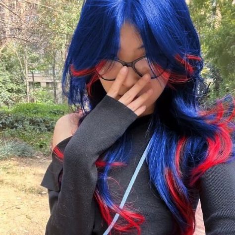 Colored Hair With Black Tips, Purple Halo Hair, Blue And Red Hair, Preppy Hair, Short Bleached Hair, Dyed Hair Inspiration, Dirty Blonde Hair, Dye Ideas, Pretty Hair Color