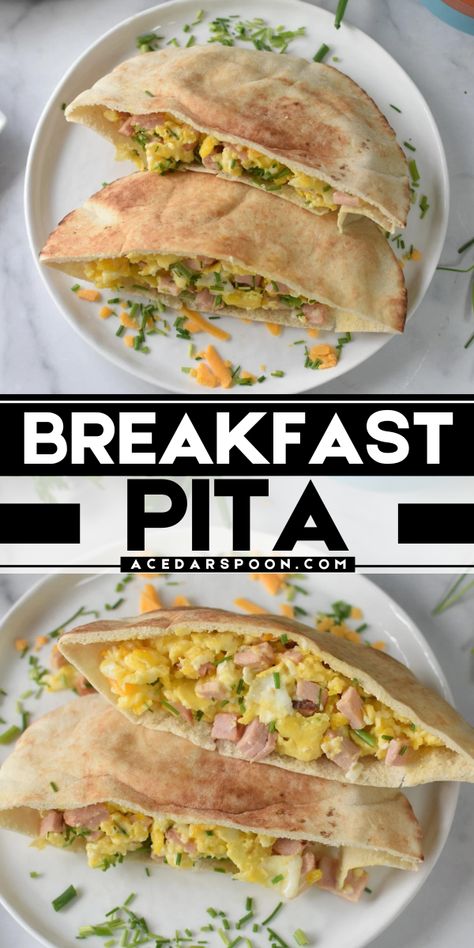 Here's a back-to-school food idea that you should try! A flavorful breakfast sandwich that is rich in protein. This breakfast pita recipe is perfect for busy mornings. Save this pita bread recipe for breakfast and enjoy a yummy breakfast idea for school mornings. Pita Sandwiches Ideas, What To Use Pita Bread For, Pita Bread Breakfast Recipes, Pita Breakfast Sandwich, Pita Pocket Recipes Breakfast, Pita Bread Breakfast Ideas, Ways To Eat Pita Bread, Pita Bread Recipes Dinners, Pita Bread Lunch Ideas