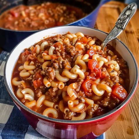 Old Fashioned Goulash Recipe - Goulash With Cream Cheese, Goulash Recipes With Spaghetti Sauce, Mexican Goulash Recipes, Golashes Recipes Easy, Old Fashion Goulash Recipe, Golosh Recipe Easy Simple, Golush Recipes, Goolosh Recipe Ground Beef, Old Fashioned Goulash Recipes