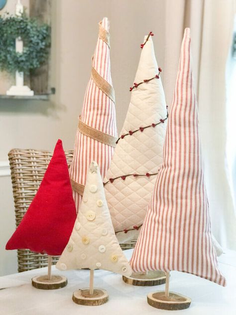 How to make super cute fabric Christmas trees Holiday Fabric Crafts, Fabric Christmas Decorations, Christmas Tree Kit, Fabric Images, Christmas Fabric Crafts, Christmas Sewing Projects, Fabric Tree, Fabric Christmas Trees, Christmas Crafts For Adults