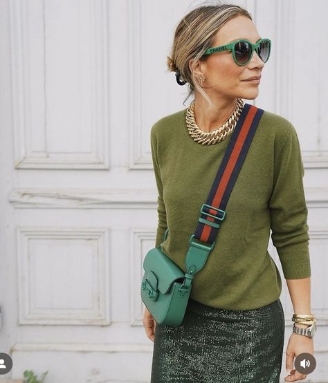 Olive Green Outfits, Olive Green Outfit, Green Outfits, Green Outfit, Fall Fashion, Olive Green, Royal Blue, Autumn Fashion, Green