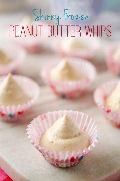 Skinny Frozen Peanut Butter Whips - A fast and easy two-ingredient treat that is light and will satisfy your sweet craving, fill you up and taste amazing! #Skinny #Light #Healthy #Sweet #Treat Dessert Cool Whip, Cool Whip Peanut Butter, Peanut Butter Whip, Two Ingredient Desserts, Frozen Peanut Butter, Low Carb Dessert, Dessert Ingredients, Minced Meat, Easy Treats