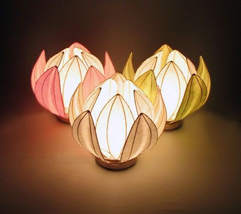 lotus lantern Origami Lantern, Paper Lamps, Japanese Lotus, Lotus Lamp, Lifestyle Blog Design, Origami Wedding, Lantern Ideas, Japanese Lanterns, Old Candles