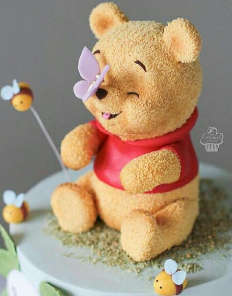 Pooh Cake, Winnie The Pooh Cake, Teddy Bear Cakes, Torte Cupcake, Winnie The Pooh Birthday, Mini Cakes Birthday, Creative Birthday Cakes, Baby Birthday Cakes, Crazy Cakes