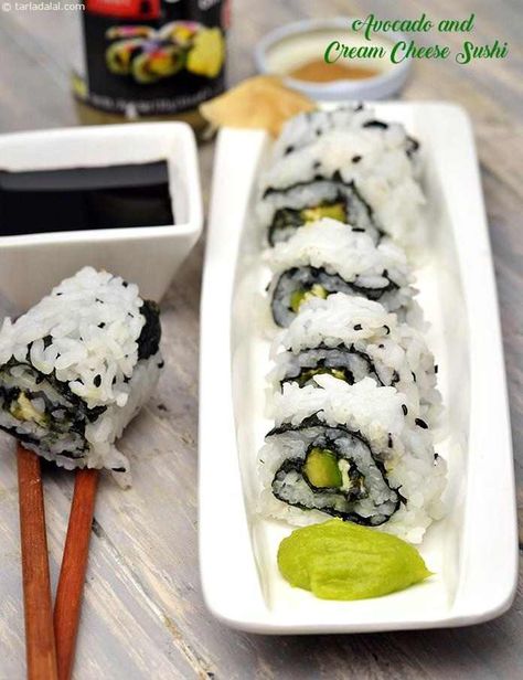 Avocado and Cream Cheese Sushi, Veg Avocado and Cream Cheese Sushi recipe Sushi With Cream Cheese, Avocado Rolls Sushi, Veg Sushi, Avocado And Cream Cheese, Cucumber Avocado Rolls, Inside Out Sushi, Avocado Maki, Cucumber Sushi Rolls, Avocado And Cucumber