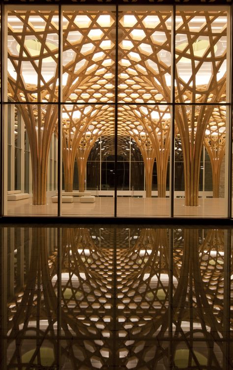 Explore the architectural development of Pritzker Laureate Shigeru Ban - from his early, more minimalist residential ... Shigeru Ban, Wood Architecture, Japanese Architect, Timber Structure, Nobel Prize, Borderlands, Architectural Inspiration, Facades, Award Winner