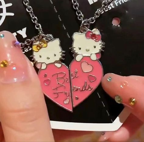 hello kitty sanrio jewelry matching gift Hello Kitty Bff Necklace, Bsf Matching Necklaces, Matching Things With Bestie, Bff Necklaces For 2 Aesthetic, Matching Stuff For Best Friends, Bff Jewelry For 2 Best Friend Bracelets, Matching Necklaces For Best Friends, Matching Bff Bracelets, Bff Necklaces For 2