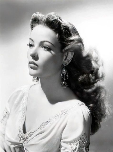 40s Mode, Gene Tierney, Hollywood Vintage, Classic Hollywood Glamour, Vintage Hollywood Glamour, Glamour Vintage, Old Hollywood Glam, Actrices Hollywood, Hollywood Glam