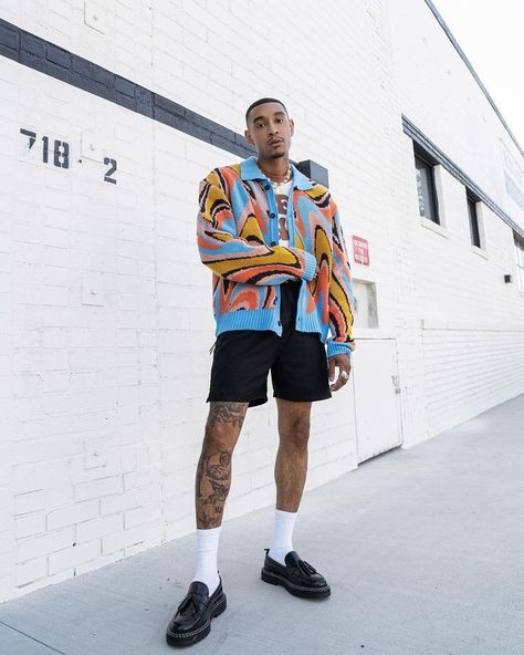 Darion Benzo Outfits, White Socks And Loafers, Cardigan And Shorts Outfit, Zae France, Jaded Man, Darion Benzo, Loafer Fits, Famous On Instagram, Dope Fashion Outfits