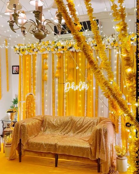 Beautiful ❤️ 😍 Mayo set-up available in Lahore Contact us through Whatsapp 03214714041 for more details or DM us #mayon #setup #lahore #wedding #cermony #flowerjewelleryforbride #allinone #foryou #fyp #trending Mayon Setup At Home, Mayoun Setup At Home, Mayo Decoration At Home, Mayoun Decor Home, Dholki Setup, Mayon Decor, Dholki Decor Home, Mayoun Decor, Wedding Cermony