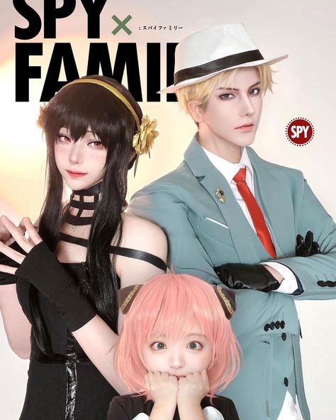 Anime Cosplay Ideas, Family Cosplay, Anime Cosplay Makeup, Snk Cosplay, Epic Cosplay, Real Anime, Spy Family, Male Cosplay, Cosplay Characters