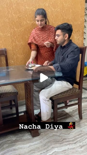 Husband Wife Funny Videos, Funny Indian Jokes, Jokes Videos, Wife Jokes, Husband Wife, Really Funny Joke, Really Funny, Funny Jokes, Funny Gif