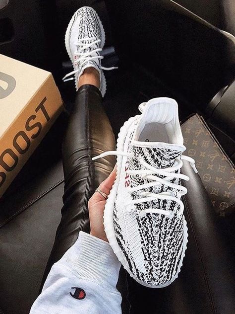 Adidas Yeezy Boost 350 V2 'Zebra' CP9654https://maxshoesusa.myshopify.com/collections/adidas-yeezy-boost-350-v2/products/adidas-yeezy-boost-350-v2-zebra-cp9654 Yezzy Shoes Women, Jordan 11 Outfit Women, Sply 350, Yeezy Outfit, Yeezy Boots, Dr Shoes, Nike Air Shoes, Nike Shoes Air Max, Summer Sneakers