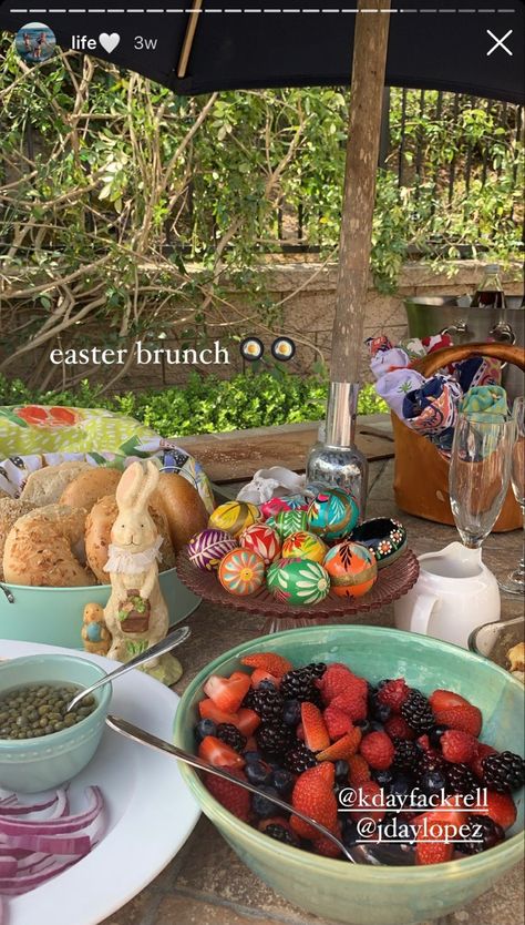 Easter Decorations Aesthetic, Easter Brunch Aesthetic, Easter Astethic, Easter Instagram Story, Easter Home Decor Ideas, Recipe For Cookies, White Bed Sheet, Easter Egg Bag, Easter Aesthetic