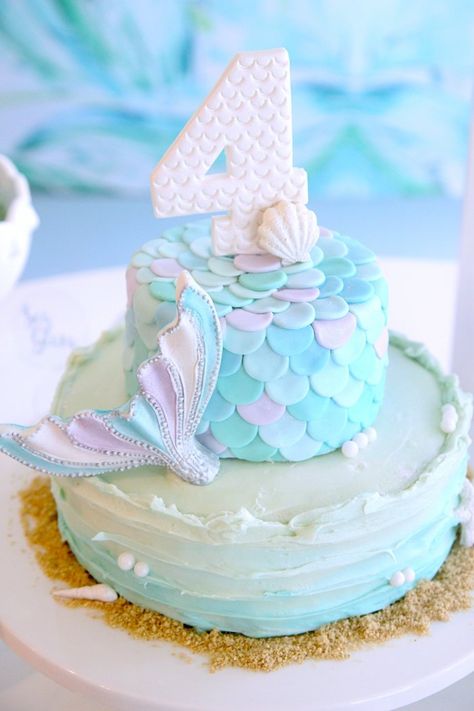 Mermaid Brunch Birthday Party, Mermaid Birthday Backdrop Ideas, Mermaid Cakes Simple, Ariel Birthday Cake Simple, Diy Mermaid Cake, Mermaid Party Cake, Mermaid Birthday Cake Ideas, Sirenita Cake, Mermaid Birthday Party Ideas