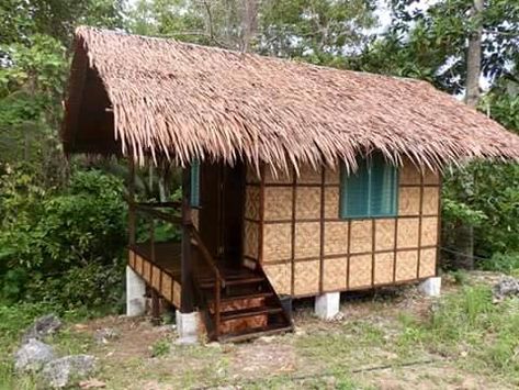 Nipa Hut Design, Bahay Kubo Design Philippines, Bahay Kubo Design, Nipa Hut, Craftsman Bungalow Exterior, Small Cottage Designs, Small House Design Philippines, Hut Design, Small House Architecture