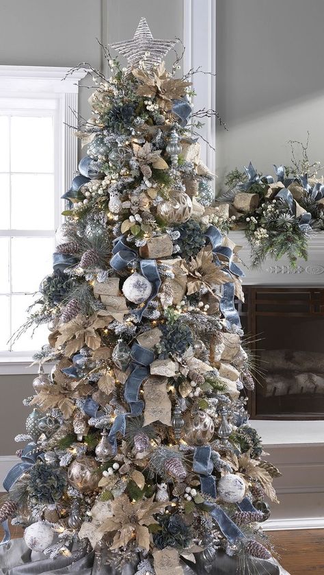 Love the muted colors Powder Blue Christmas Tree, Baby Blue Christmas Tree, Hamptons Christmas, Christmas Tree Decorated, White Trees, Blue Christmas Decor, Silver Christmas Decorations, Blue Christmas Tree, Christmas Blue