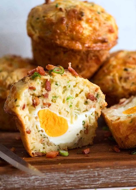 Egg Muffins Healthy, Healthy Egg Recipes, Bacon Eggs Breakfast, Egg Muffins Breakfast, Vegan Muffins, Recipetin Eats, Savory Muffins, Recipe Tin, Egg Recipes For Breakfast