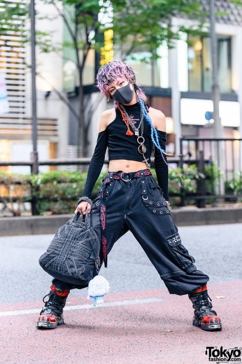 Flame Boots, Tripp Nyc Pants, Japan Fashion Street, Fashion Japanese, Japanese Hair, Harajuku Fashion Street, Tokyo Street Style, Never Mind, Japanese Hairstyle