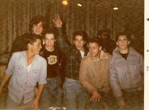 Rob Lowe, Darren Dalton, Adam Baldwin, Tom Cruise, Emilio Estevez, and C. Thomas Howell at the auditions for 'The Outsiders, 1982 Darren Dalton, Francis Wolff, The Outsiders Imagines, The Outsiders Cast, 80s Actors, The Outsiders Greasers, Dallas Winston, The Outsiders 1983, Emilio Estevez