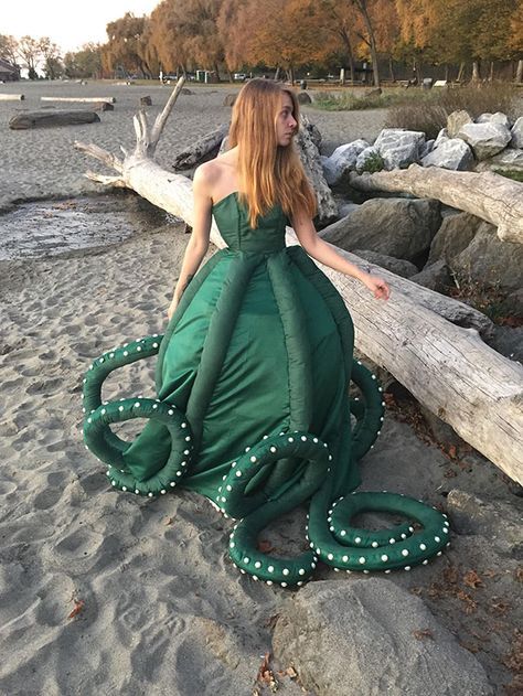 Diy Octopus, Octopus Costume, Diy Kostüm, Idee Cosplay, Creative Costumes, Halloween Costumes Makeup, Costume Diy, Mermaid Costume, Gone Wrong