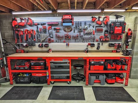 Craftsman Tools Garage, Craftsman Workbench, Garage Workshop Layout, Craftsman Garage, Man Garage, Garage Design Interior, Storage Shed Organization, Garage Workshop Organization, Mechanical Workshop